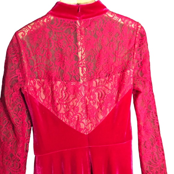 Tadashi Shoji Lace & Velvet Sheath Dress LS 12 - Picture 6 of 12